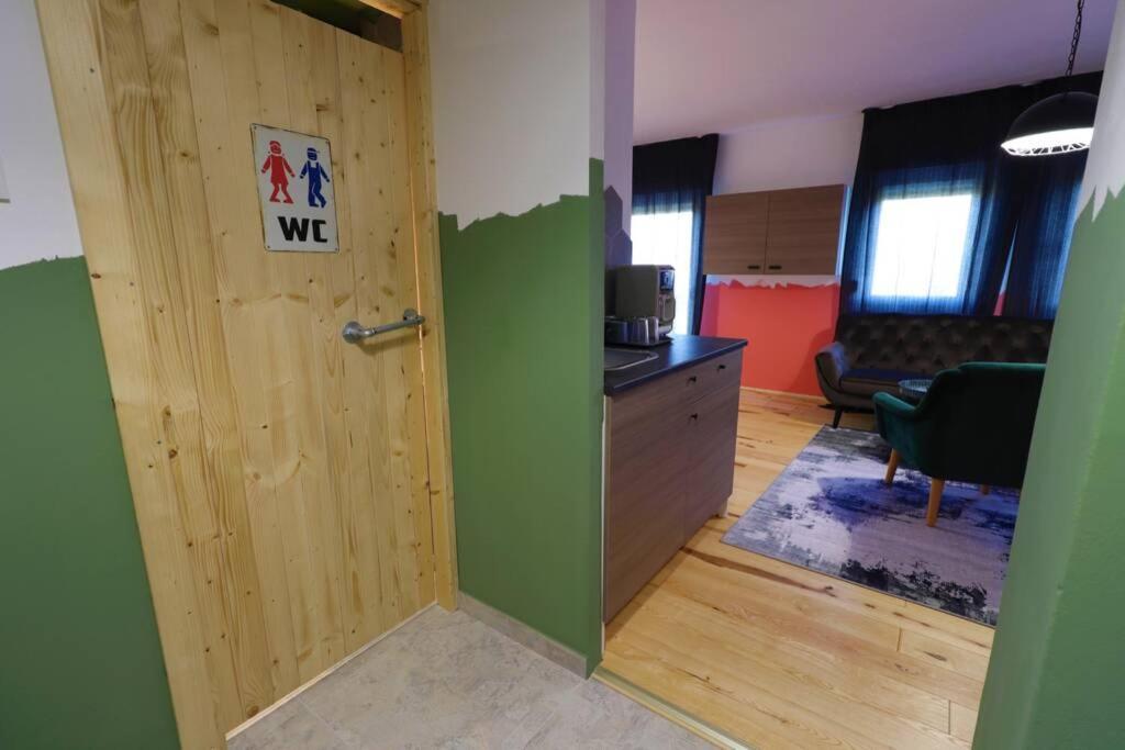 Appartement Emma,between Bus And Train Station,netflix,speed Wi-fi Zagreb